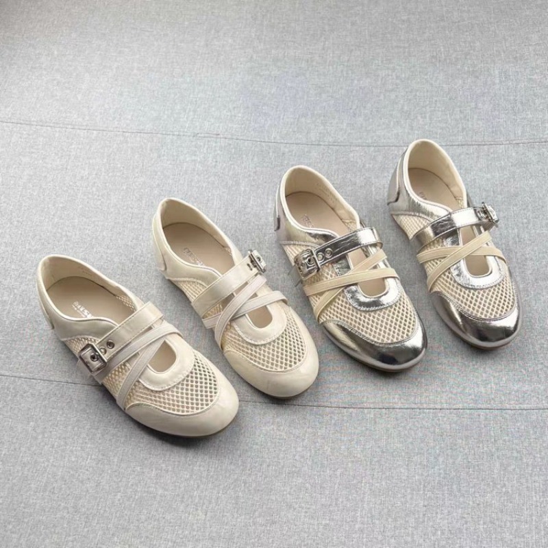 Heels - Novos Tênis Casuais Vazados com Fivela