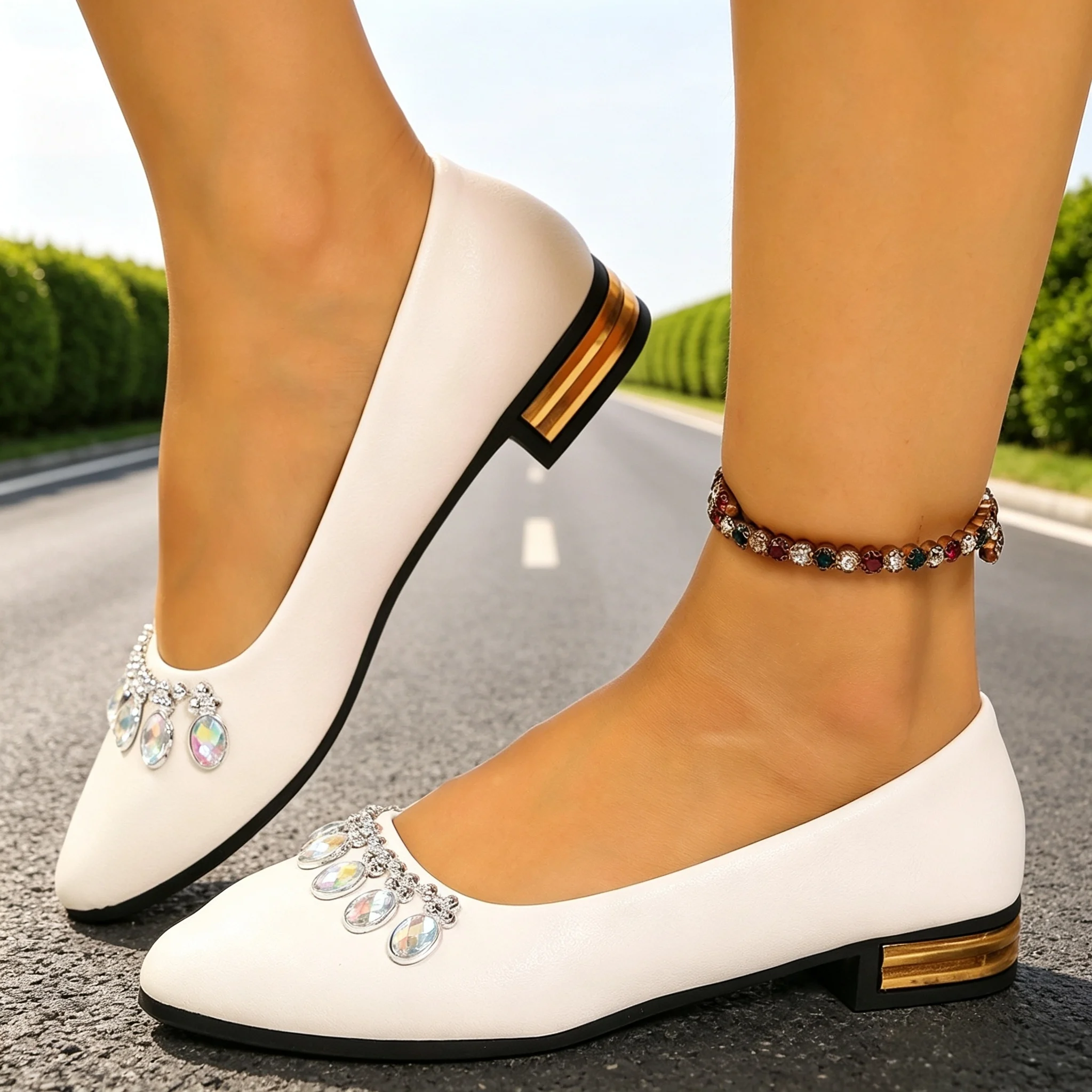 Sapatilhas Femininas de Bico F - Heels avaliação e preço