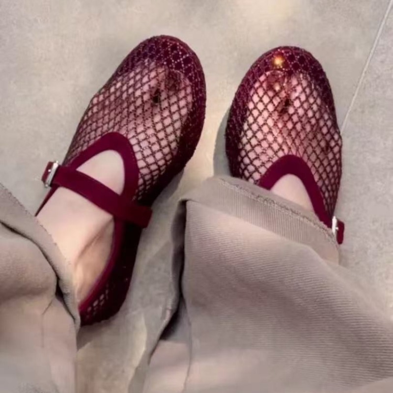 Sandálias Femininas Vazadas co - Sandals avaliação e preço